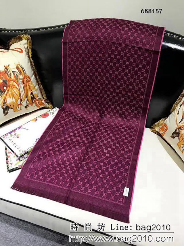 GUCCI古馳經典款 官網16年最新GG羊毛提花系列長圍巾 688156 LLWJ6925